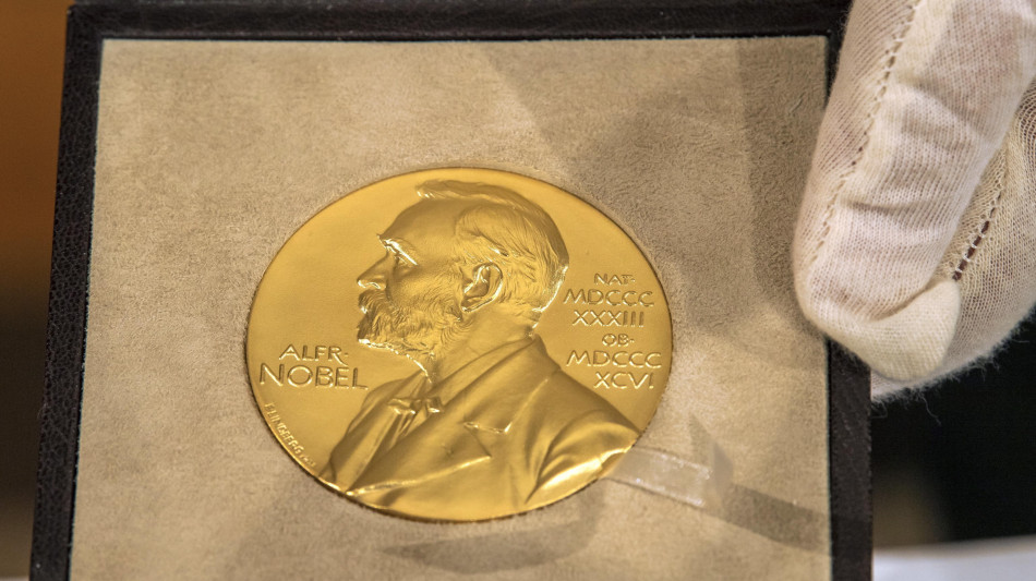 Vince il Nobel ma ha il telefono staccato, lo scopre in ritardo