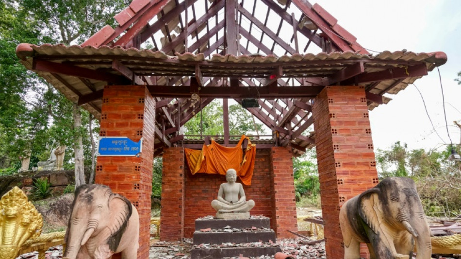 Les affrontements entre Cambodge et Tha&iuml;lande font 33 morts, Phnom Penh appelle au cessez-le-feu