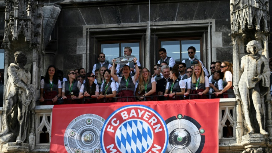 Bayern de Munique ter&aacute; que reembolsar funcion&aacute;rios ap&oacute;s n&atilde;o pagar sal&aacute;rio m&iacute;nimo em centro de treinamento