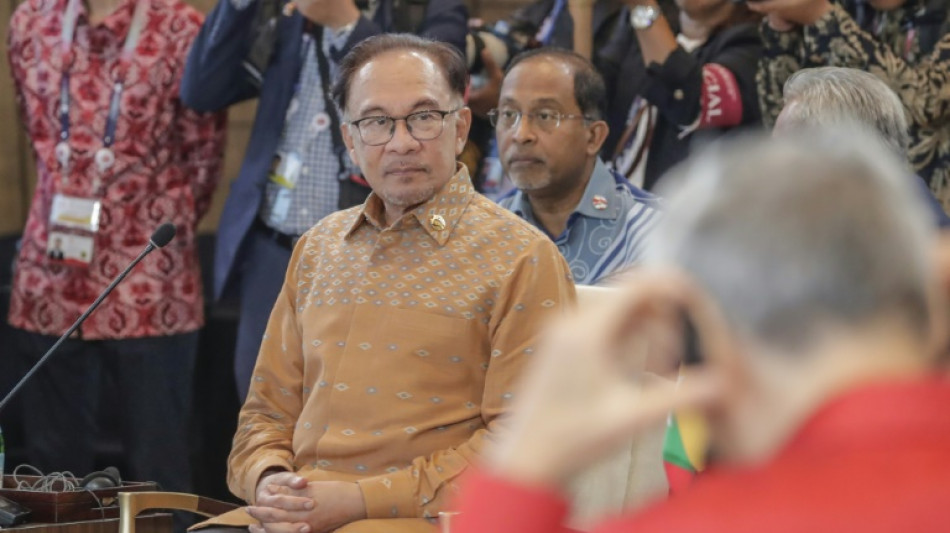 El primer ministro de Malasia conversa con Musk sobre la inversi&oacute;n de Tesla