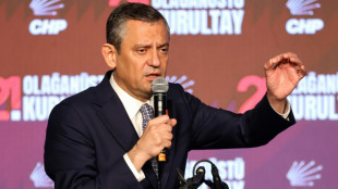 CHP-Chef &Ouml;zel fordert Neuwahlen in der T&uuml;rkei - Parteivorsitzender im Amt best&auml;tigt