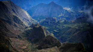 Dans le cirque de Mafate, &agrave; La R&eacute;union, le cyclone et le chikungunya plombent le tourisme