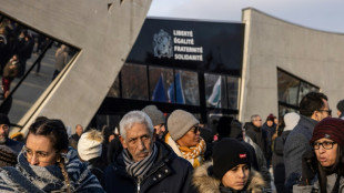 Recueillement, solidarit&eacute; et &eacute;motion &agrave; Vaulx-en-Velin apr&egrave;s l'incendie meurtrier