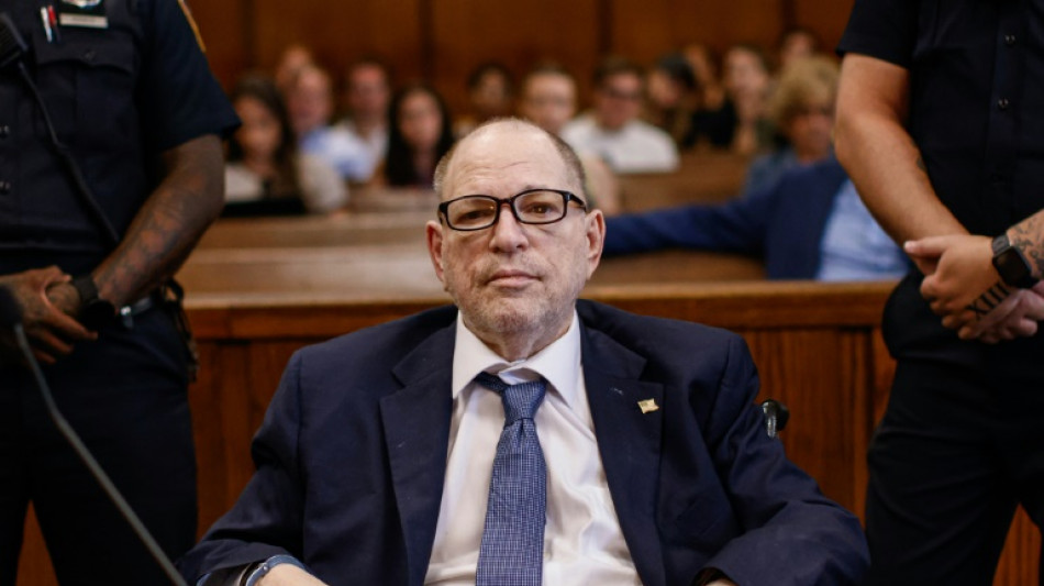 Ex-produtor Harvey Weinstein passa por cirurgia card&iacute;aca de emerg&ecirc;ncia