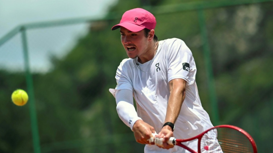 Jo&atilde;o Fonseca &eacute; eliminado pelo peruano Ignacio Buse nas oitavas do Rio Open