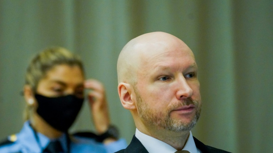 Dix ans après le carnage d'Utøya, Breivik demande sa libération et fait son show