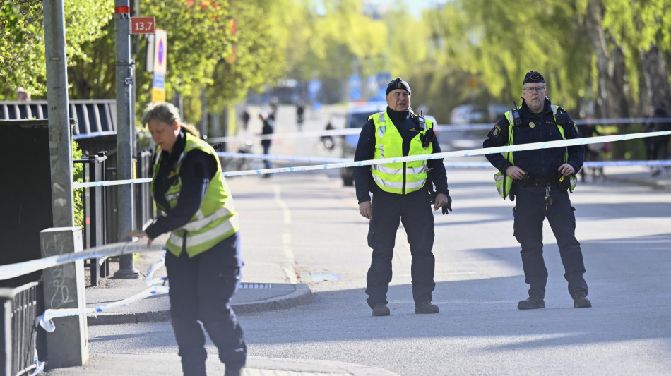 Svezia, auto investe pedoni a Malmo, almeno 5 feriti