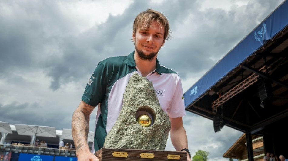 Alexander Bublik é campeão do ATP 250 de Gstaad