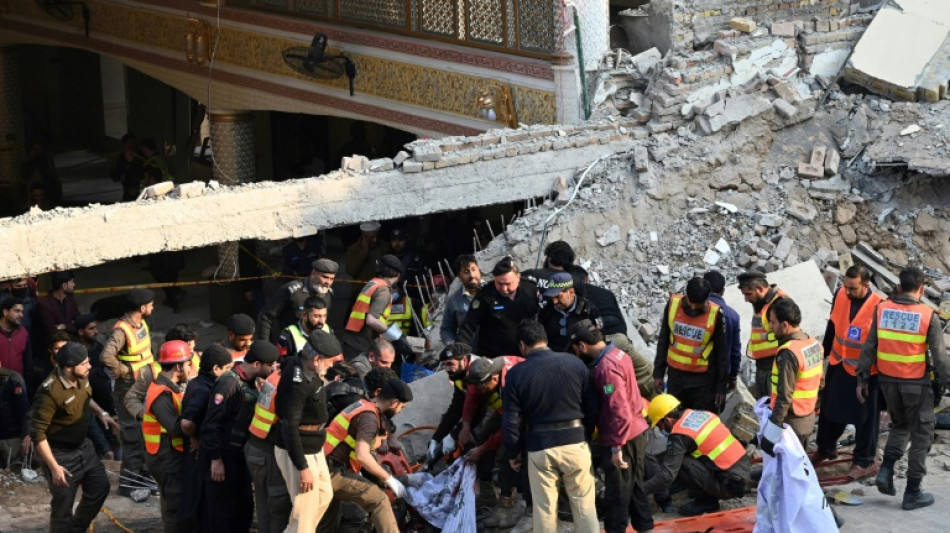 More than 80 killed in Pakistan mosque blast