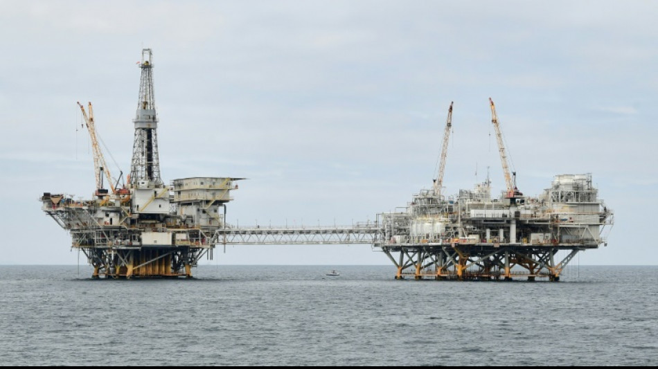 El petr&oacute;leo cede aunque las materias primas en general se mantienen altas