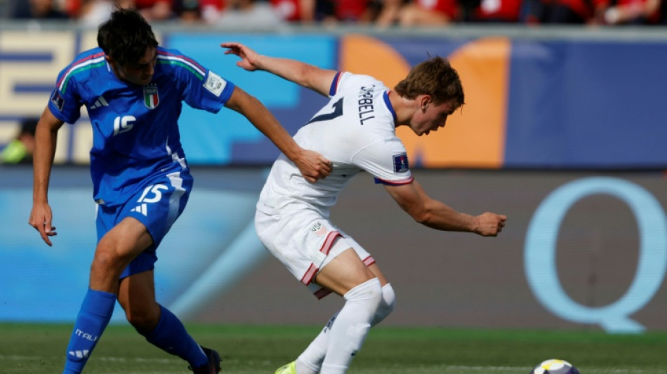 EUA vence It&aacute;lia (3-0) e avan&ccedil;a &agrave;s quartas de final do Mundial Sub-20