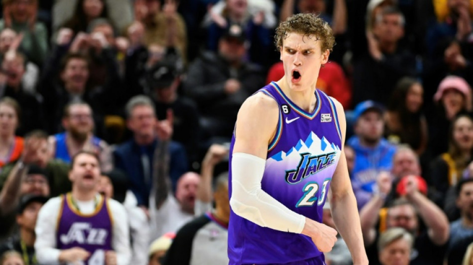 NBA: les Celtics qualifi&eacute;s pour les play-offs malgr&eacute; leur d&eacute;faite chez le Jazz