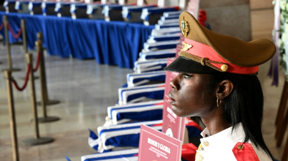Cuba inicia el homenaje a los 32 militares muertos en Venezuela