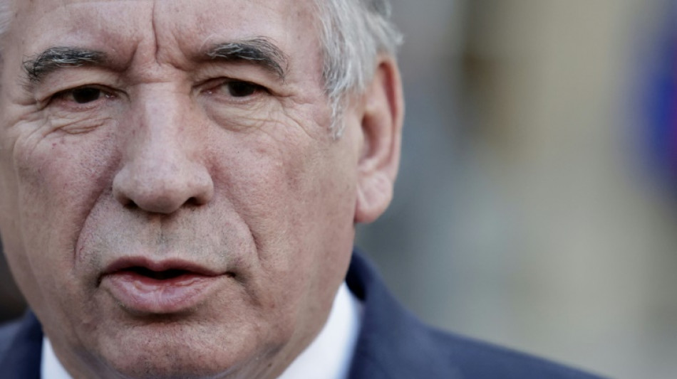 Bayrou arriv&eacute; &agrave; Mayotte, le gouvernement attendu au tournant