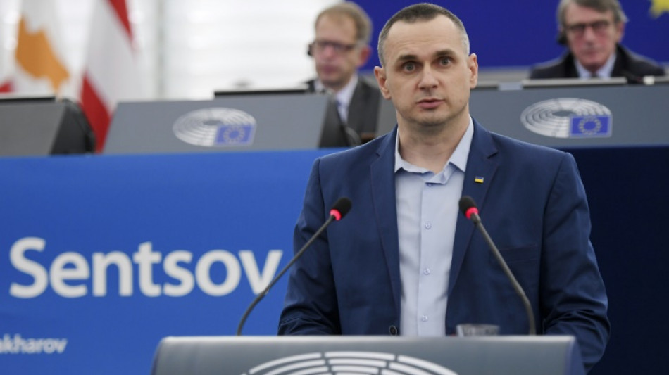 "No es como en las pel&iacute;culas", dice un cineasta ucraniano que decidi&oacute; empu&ntilde;ar las armas