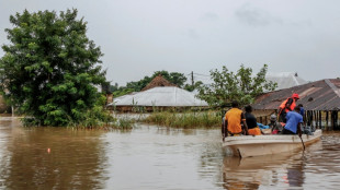 Cyclone bears down on flood-hit Kenya, Tanzania 