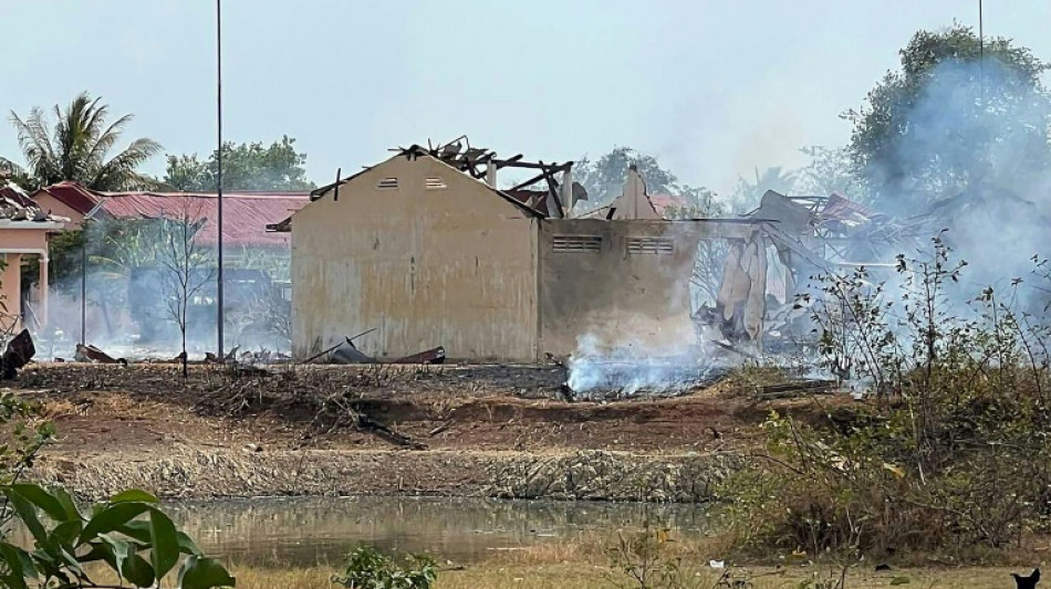 Camboya dice que el calor extremo influyó en la explosión mortal de municiones