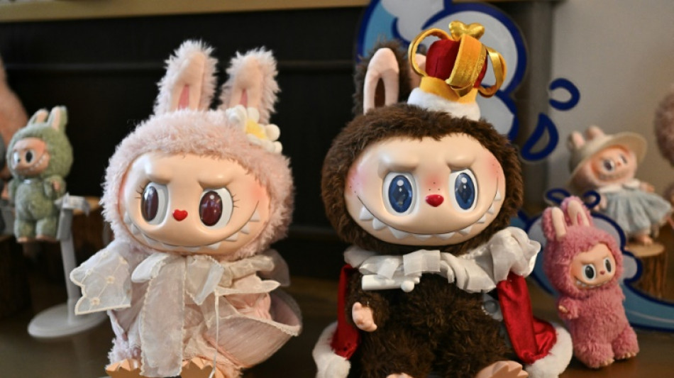 Desde Pek&iacute;n a Rihanna, las mu&ntilde;ecas Labubu realzan la imagen de China
