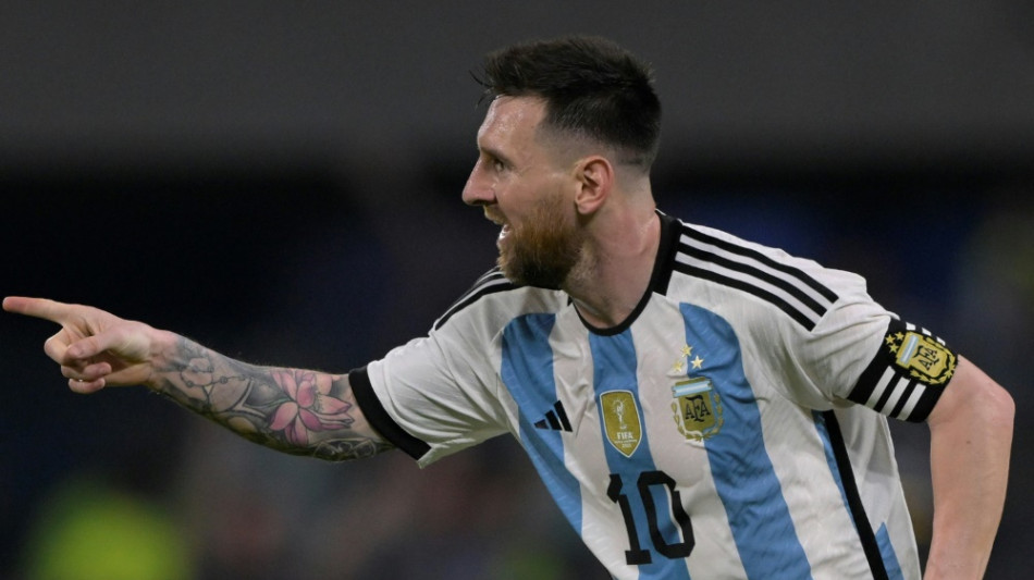Hattrick für Argentinien: Messi knackt 100-Tore-Marke