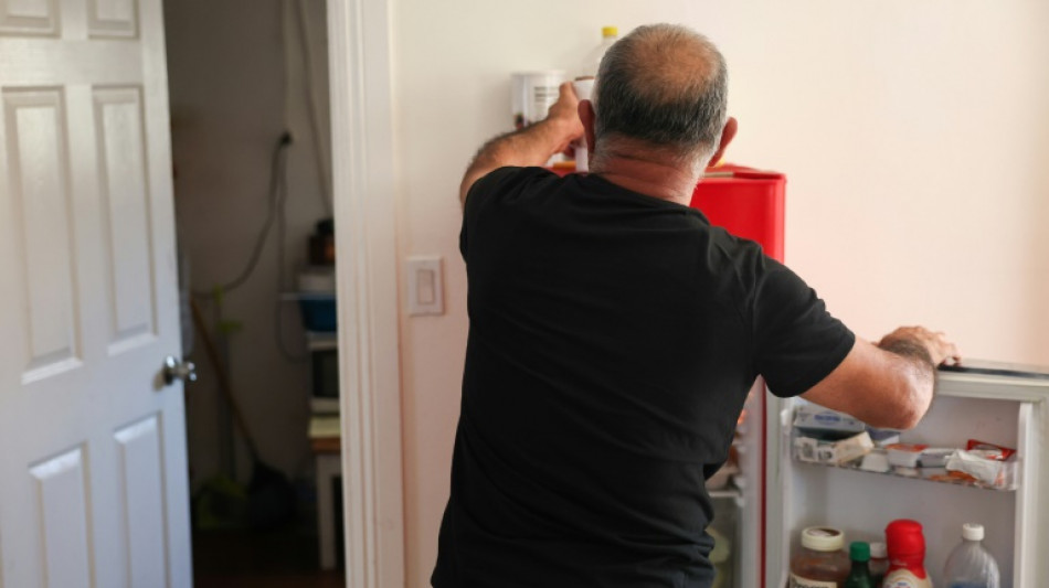 Aterrados por las redadas, los migrantes de Los Ángeles se encierran en casa