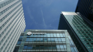 La Bourse de Paris recule, entre r&eacute;sultats et guerre commerciale