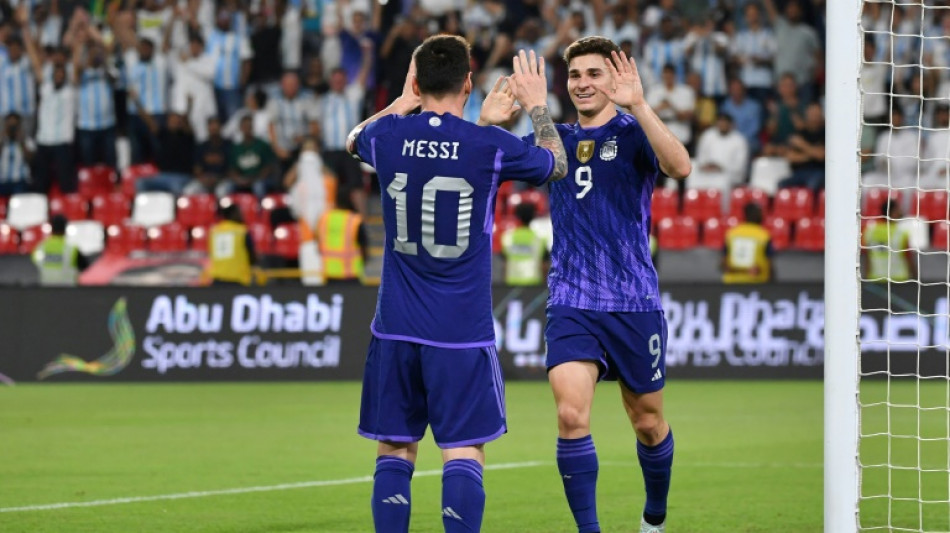 Argentina golea 5-0 a Emiratos Árabes Unidos en último amistoso previo al Mundial 
