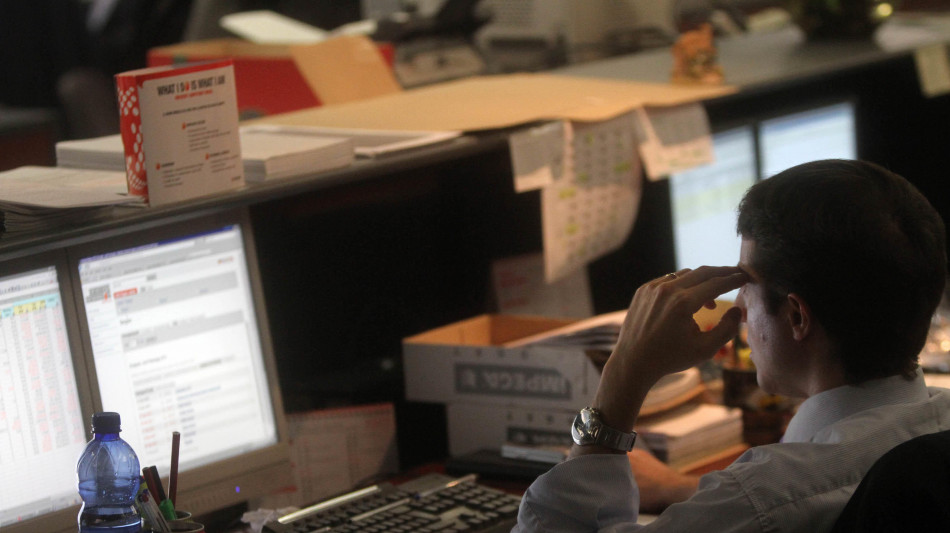 Btp Italia, raccolti 800 milioni a met&agrave; della terza giornata