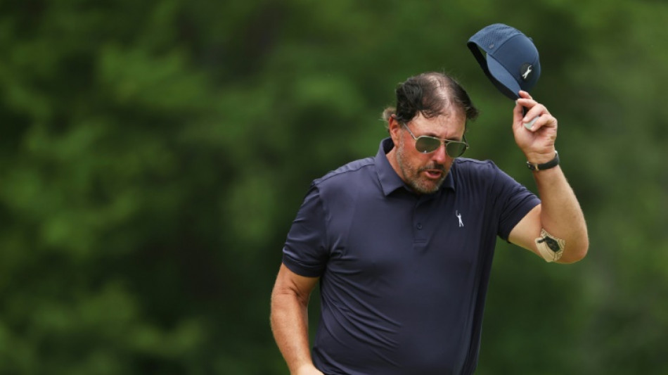 Mickelson's misery sums up LIV Golf week at US Open