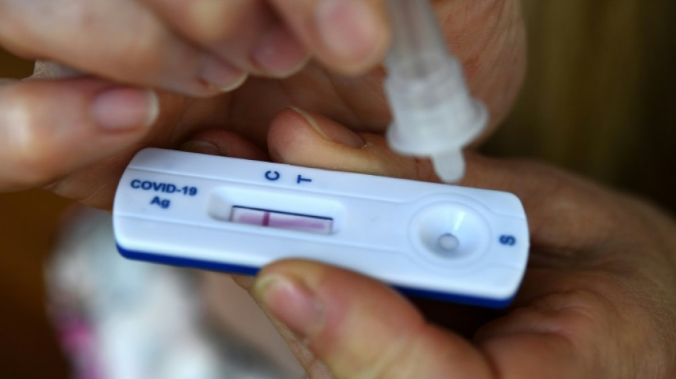 La vente des autotests en grande surface prolong&eacute;e jusqu'au 15 f&eacute;vrier
