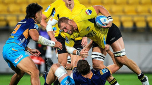 Hurricanes survive fightback to regain Super Rugby top spot