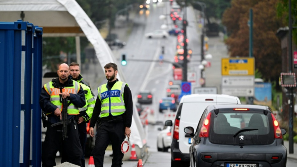 Bericht: Dobrindt will 3000 weitere Bundespolizisten an die Grenze schicken