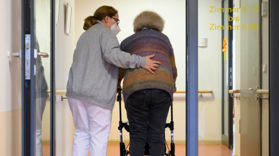 AOK-Analyse zeigt große Unterschiede bei Betreuung in Pflegeheimen 