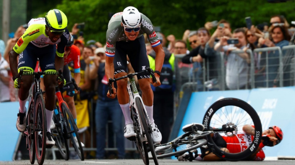 Van der Poel wins Giro opener as Ewan falls short