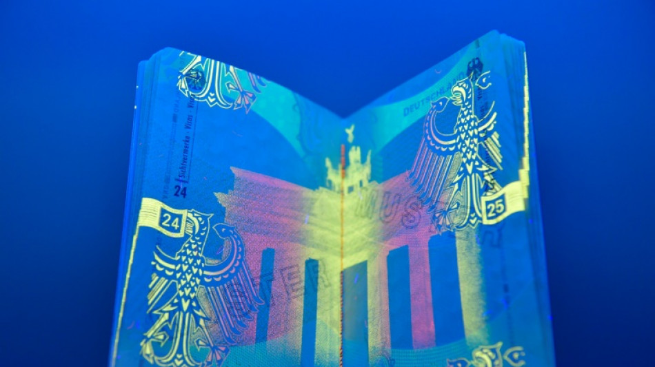 Prozess um mutma&szlig;liche Ausreise zum IS: Bew&auml;hrungsstrafe f&uuml;r Frau in Hamburg