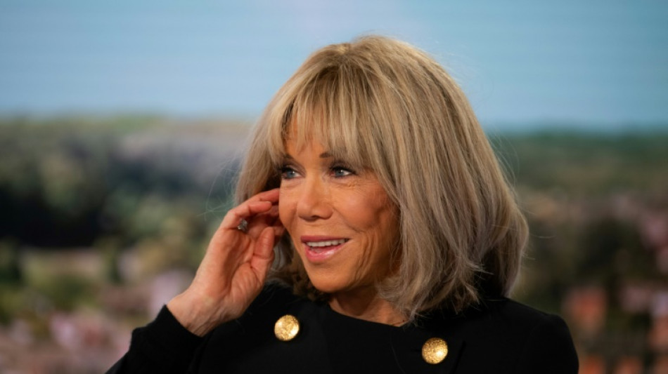 Frankreichs Pr&auml;sidentengattin Brigitte Macron schlie&szlig;t R&uuml;cktritt ihres Mannes aus