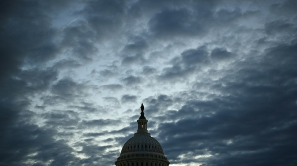 Congreso de EEUU abre la v&iacute;a para los recortes fiscales de Trump