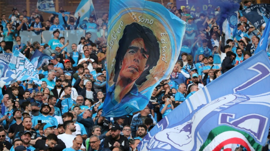 Julgamento por morte de Maradona em suspense ap&oacute;s esc&acirc;ndalo por v&iacute;deo de ju&iacute;za 