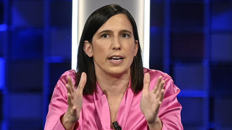 Schlein, altro che pontiera, Italia ha perso il treno