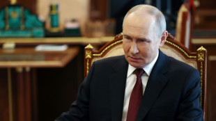 Ukraine : Zelensky accuse la Russie de violer le cessez-le-feu qu'elle a annonc&eacute;