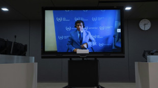 Fiscales de CPI acusan a expresidente filipino de tres cargos por cr&iacute;menes contra la humanidad