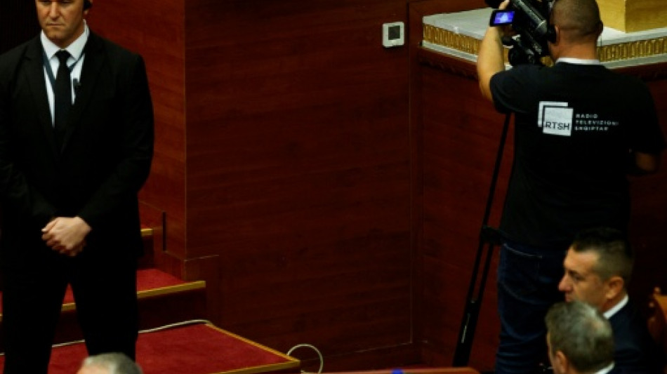 'N&atilde;o estou aqui para substituir humanos', diz ministra albanesa gerada por IA