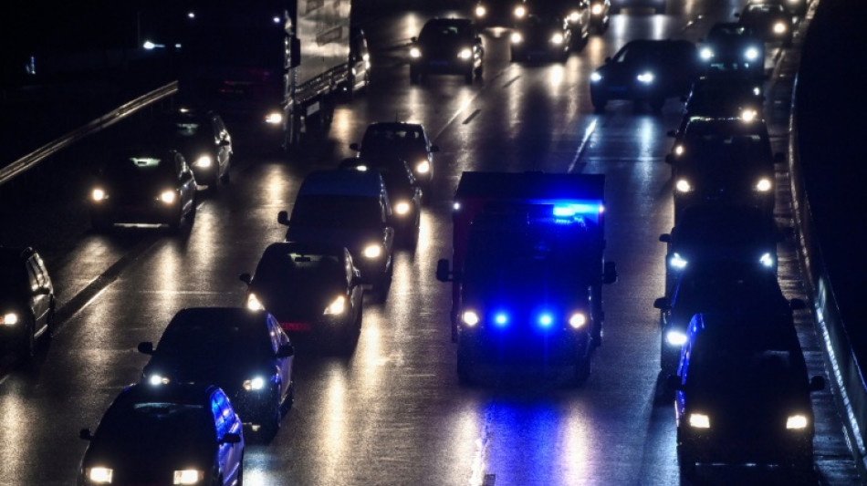 Rollerfahrer auf Autobahn in Niedersachsen von Lastwagen &uuml;berrollt und get&ouml;tet 