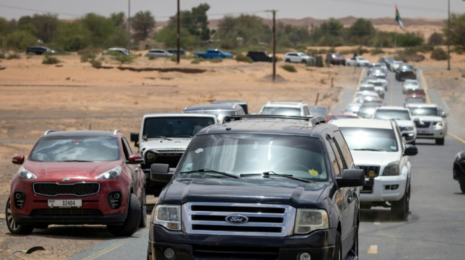 Monsoon-loving Indian expats chase rain in UAE desert
