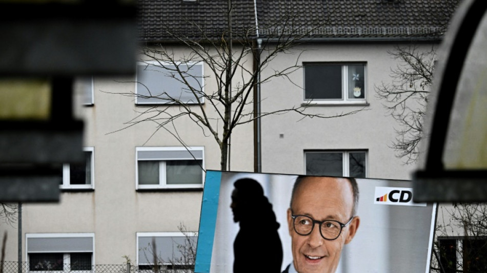 "Politbarometer": Merz legt bei K-Frage zu - SPD wieder vor den Gr&uuml;nen