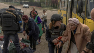 Milhares de pessoas deixam região ucraniana de Kharkiv, onde Rússia prossegue com ofensiva