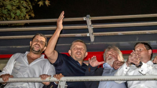 Partido populista contrário à ajuda para Ucrânia vence eleições na Eslováquia