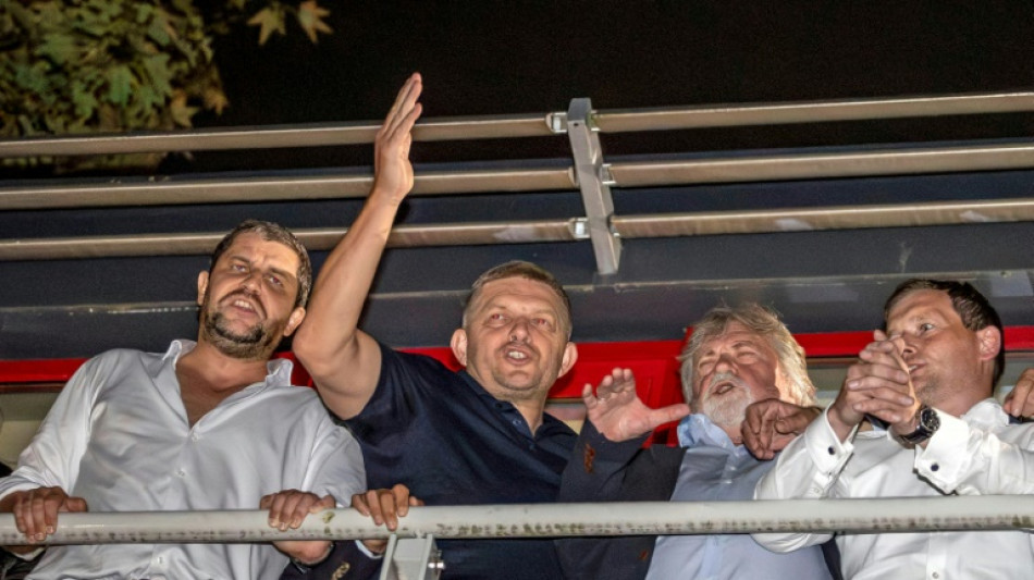 Partido populista opuesto a ayuda para Ucrania gana elecciones en Eslovaquia