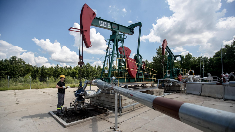 Il petrolio chiude in rialzo a New York a 62,58 dollari