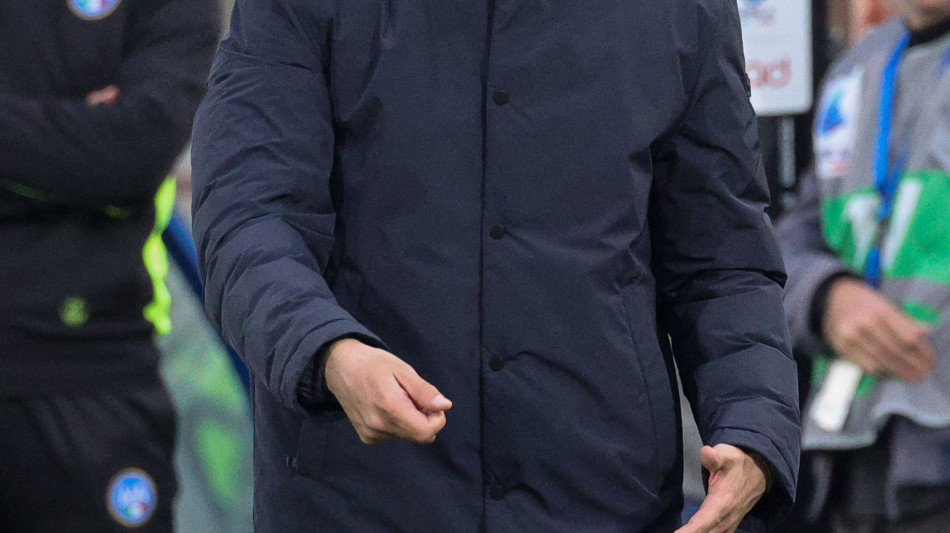 Como: Fabregas, parler&ograve; con il club e capir&ograve; il mio futuro