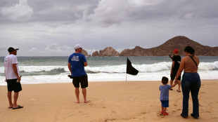 Hurac&aacute;n Hilary avanza hacia el noroeste de M&eacute;xico como categor&iacute;a 4